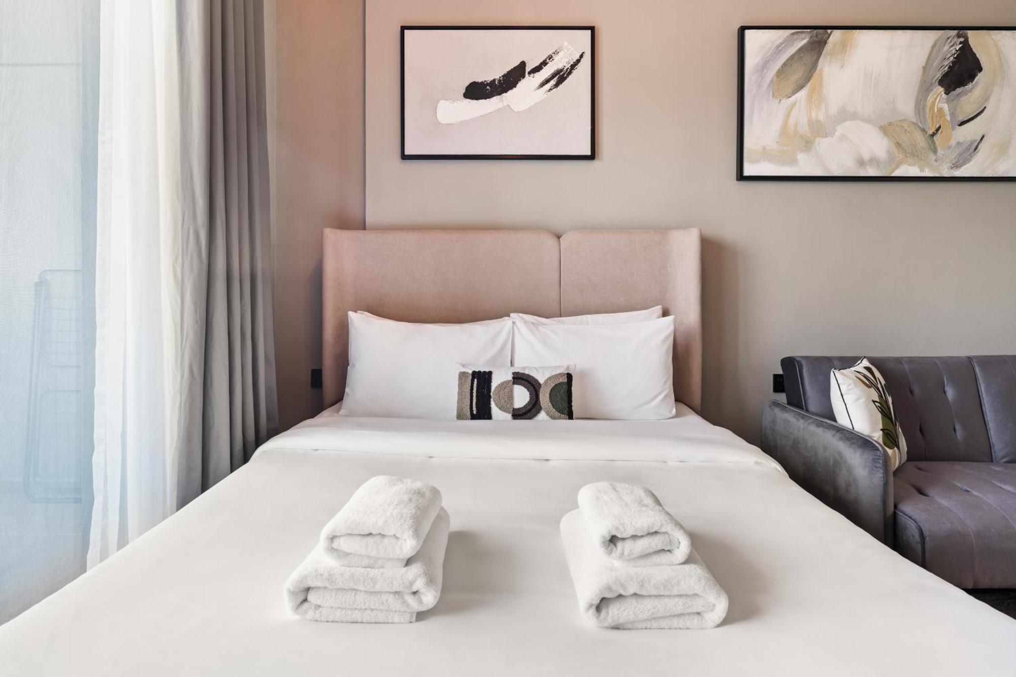 Apartment Stunning At Sports Dubai